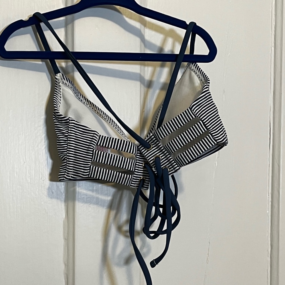 Target bikini top - Picture 2 of 4